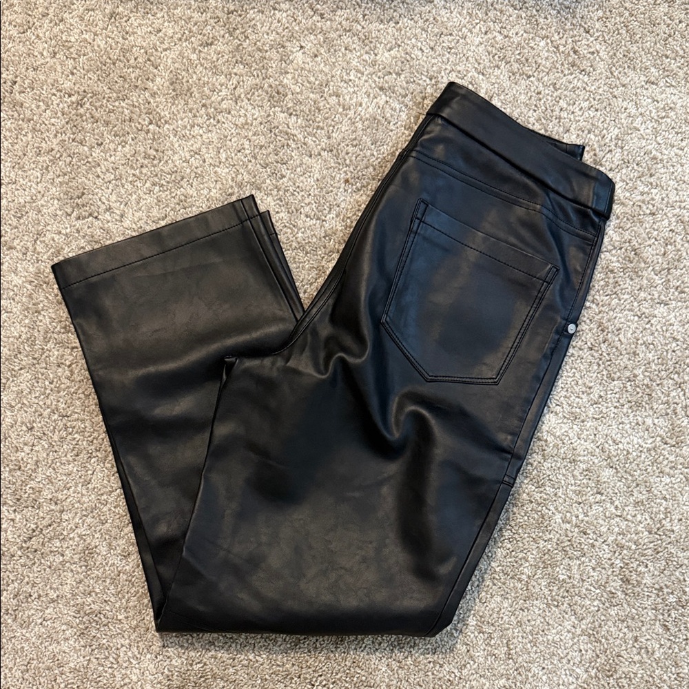 *WORN ONCE* Blank NYC Black Ankle Pants